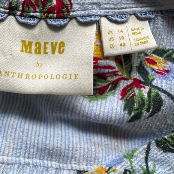 Maeve Floral Blouse in Light Blue and White - Picture 6 of 6